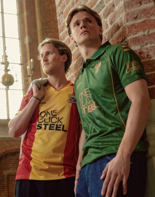 De nieuwe shirts van GA Eagles