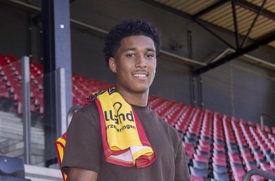 Eerste profcontract voor Terence Lantveld bij GA Eagles