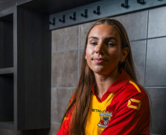 Hattrick van Bosman bezorgt Vrouwen 1 zege op Jong PEC Zwolle